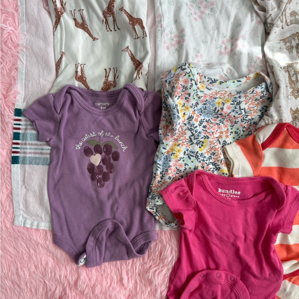 Assorted Baby Onesies Set x17 +1 short 0-3 months - Picture 2 of 6